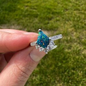 Bomb party October 2024 ring - a point of glamour